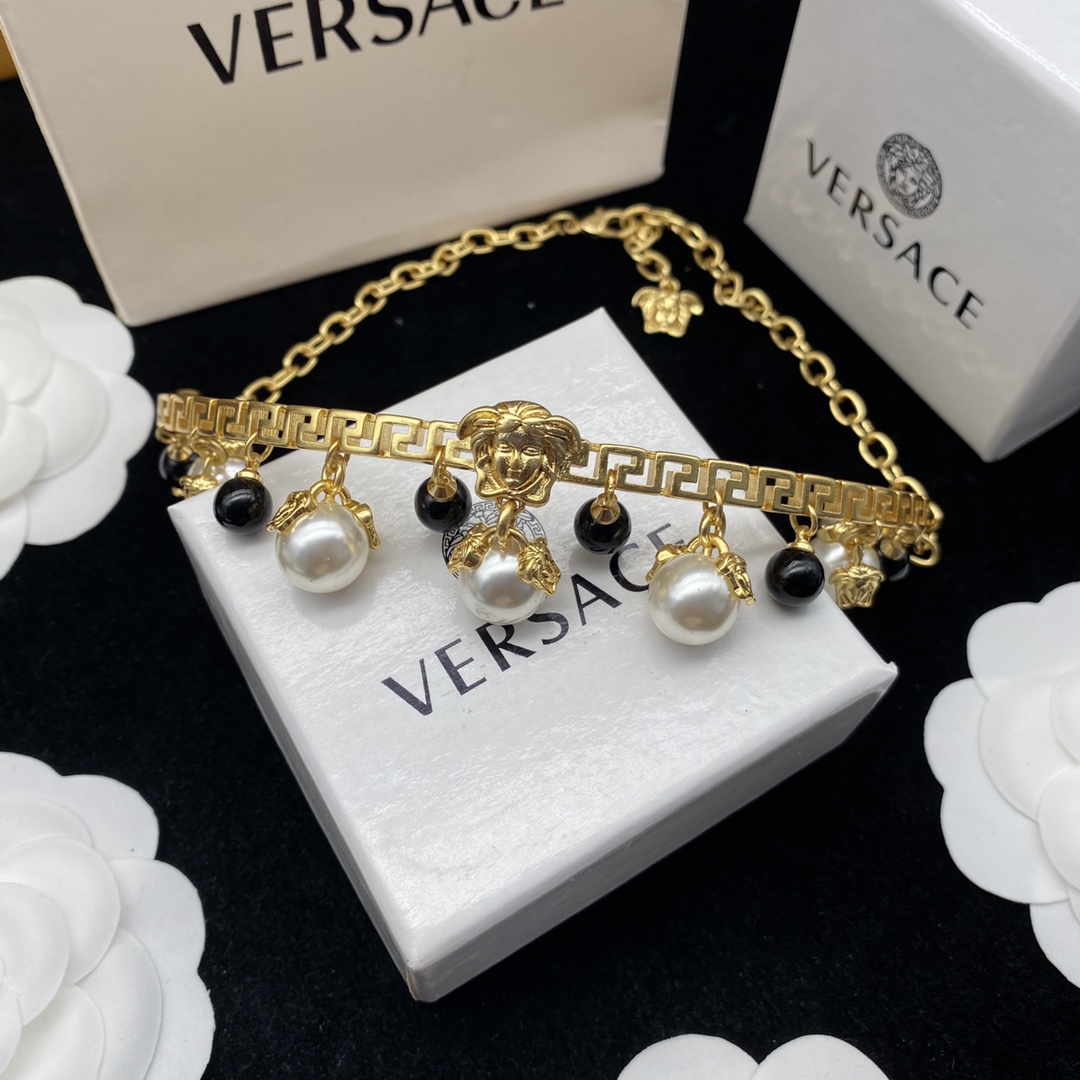 Versace New Pearl Necklace