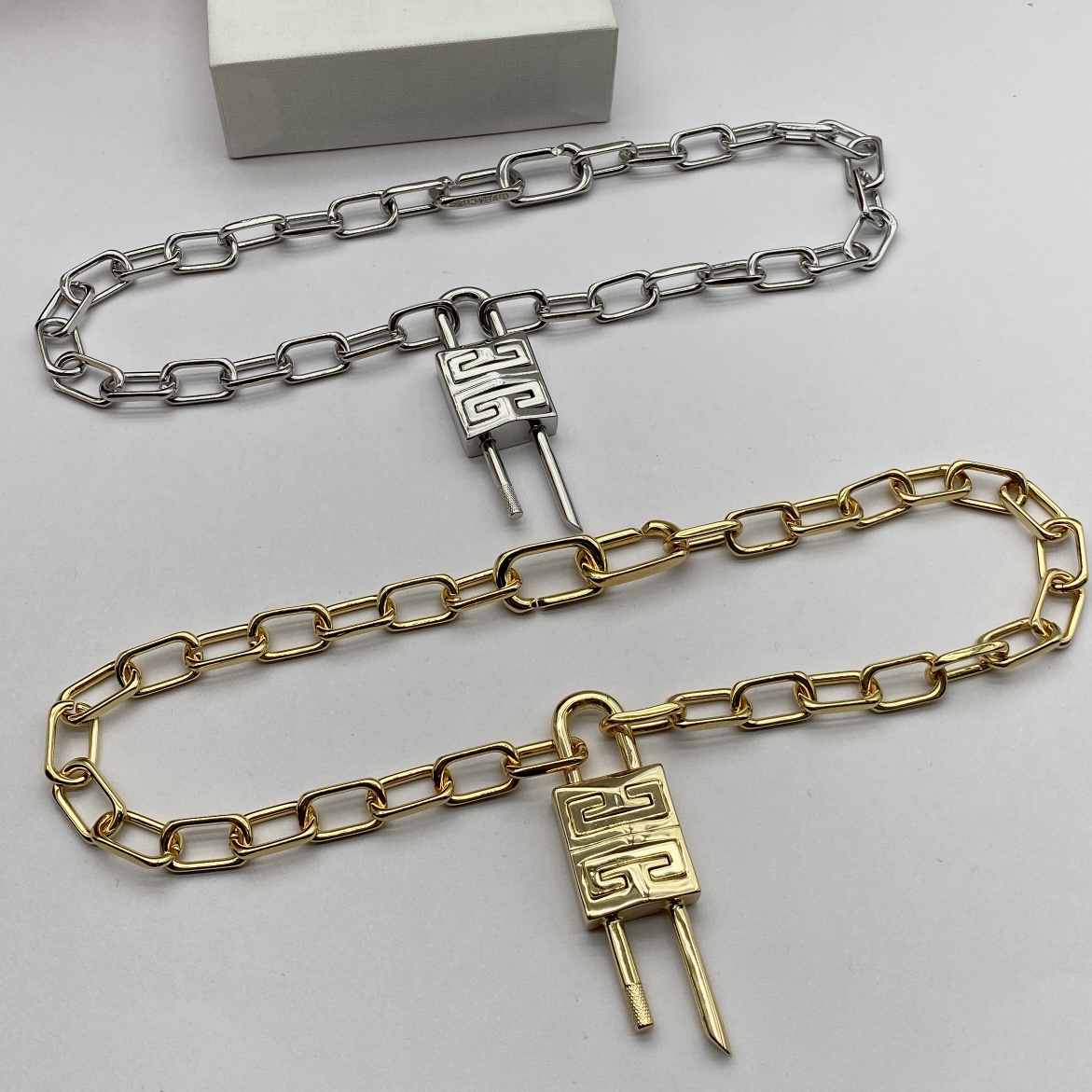 Givenchy New Chain Necklace