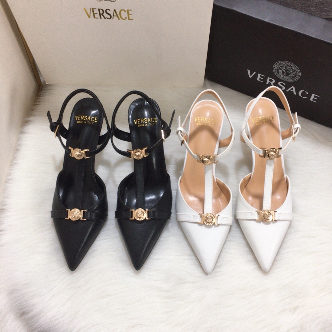Versace trendy sandals