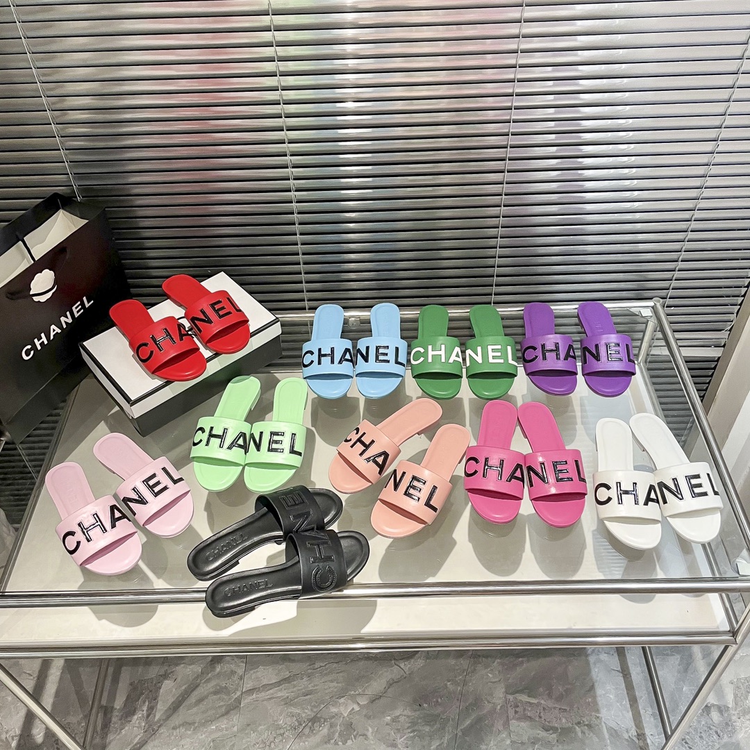 Chanel new flat slippers