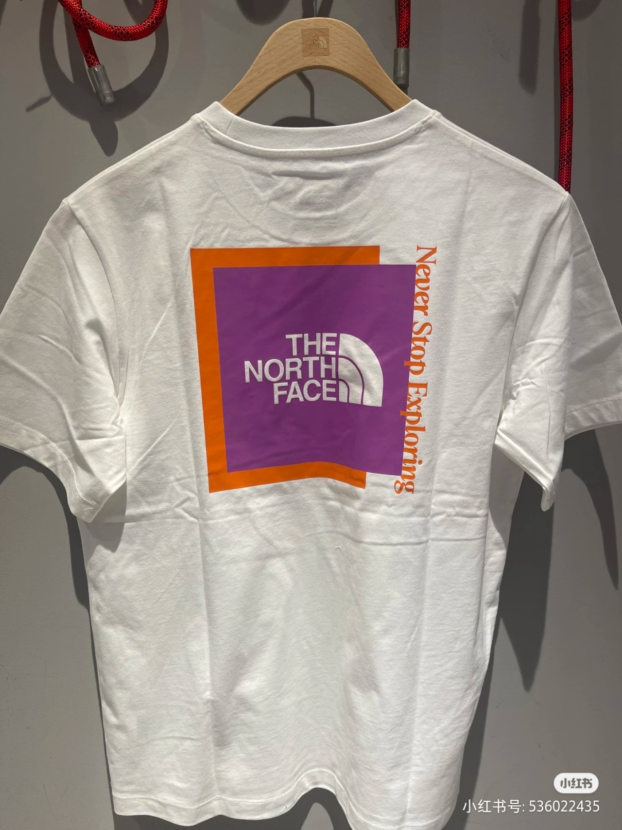 The North Face Black and White Unisex Fashion T-shirt