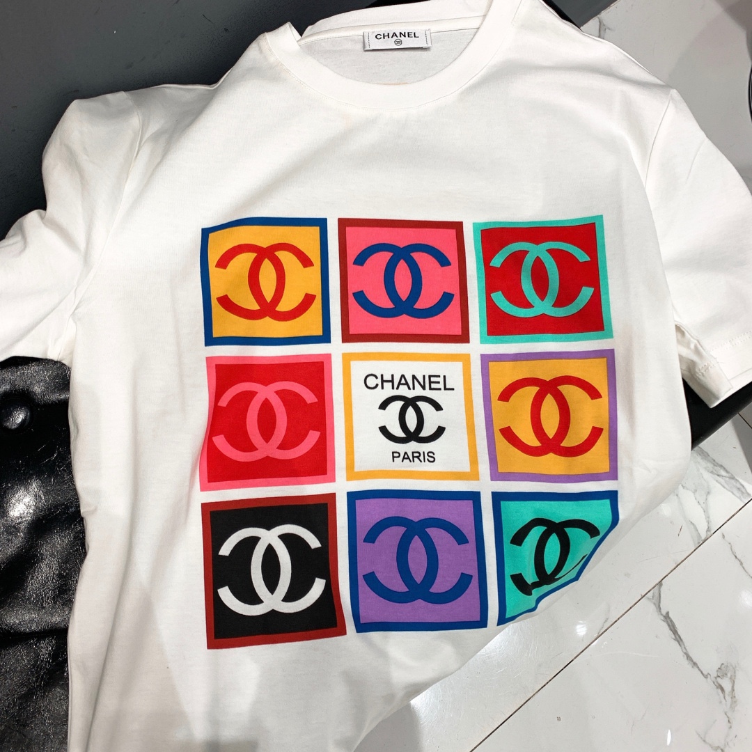 Chanel Spring & Summer Fashion Cotton Unisex T-shirt 9 Big Logos