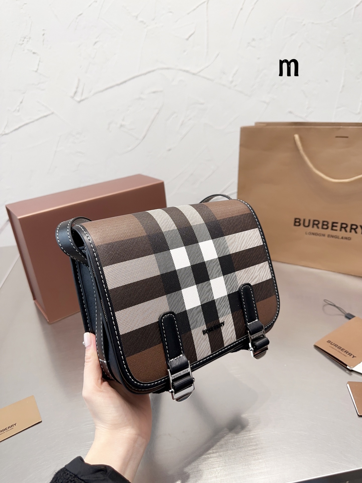Burberry messenger bag stitching bag