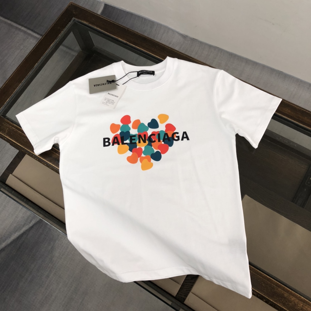 Balenciaga Summer Heart Shape Printed Cotton Soft Unisex Classic T-shirt
