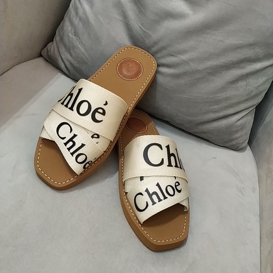 Chloe slippers
