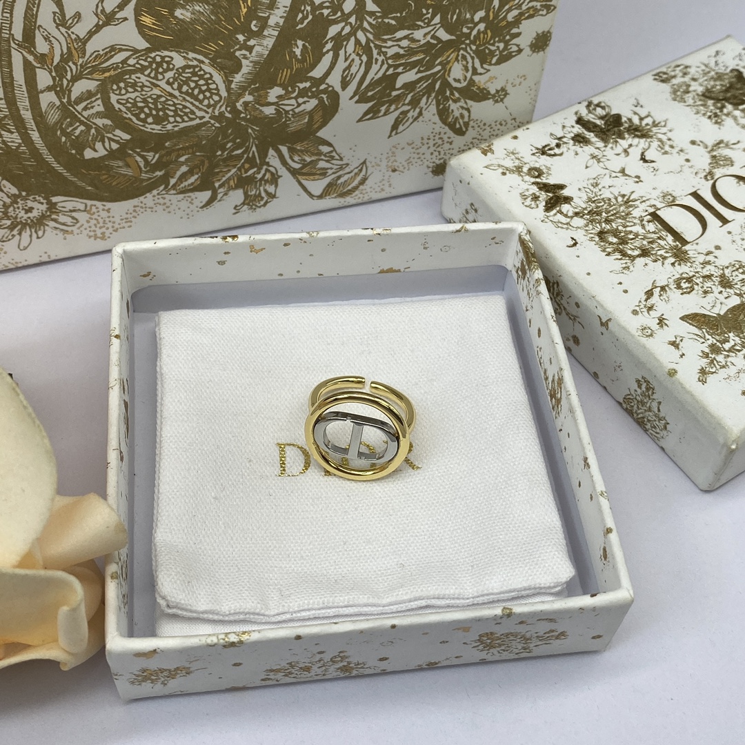 Dior New Ring