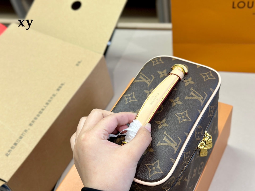 LV cosmetic case travel handbag portable box