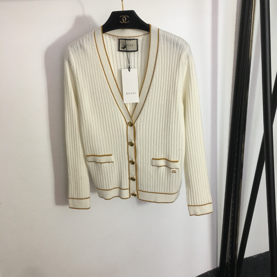 Gucci Button V-neck Long Sleeve Knitted Cardigan