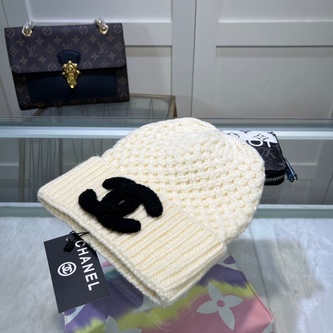 Chanel fashion knitted hat