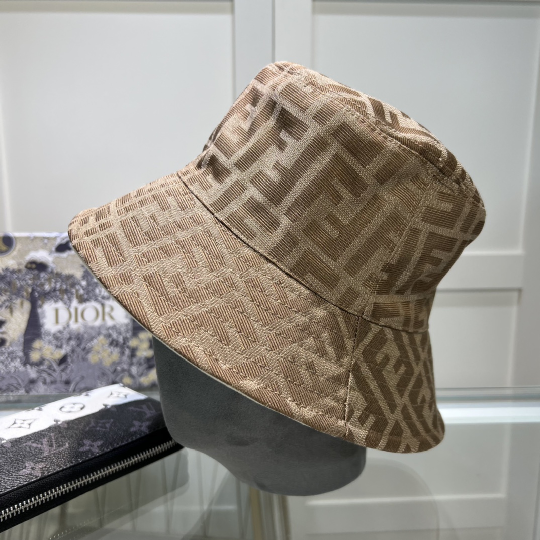 Fendi fashion two color fisherman hats