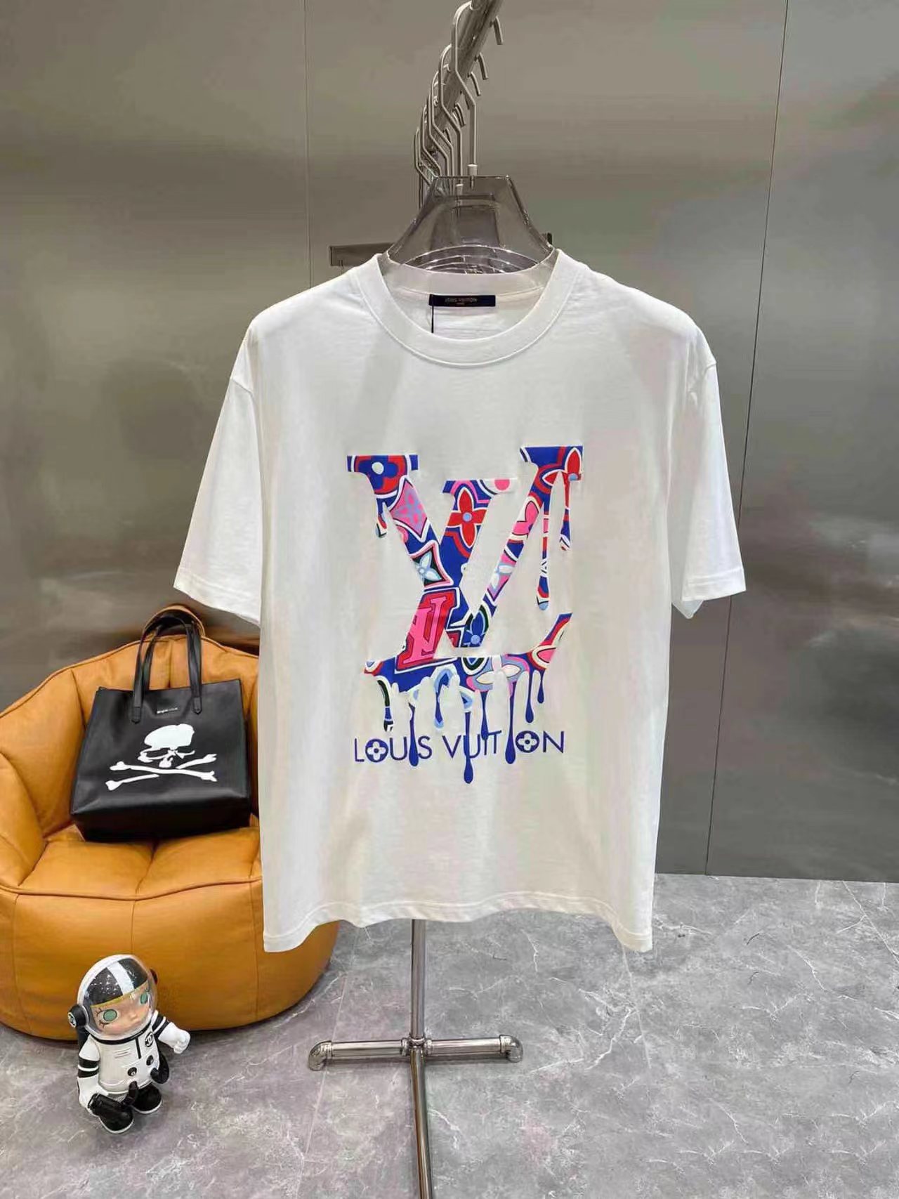 Louis Vuitton Big Logo Printed Unisex Fashion T-shirt