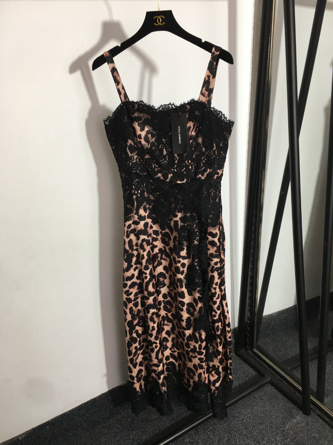 DG Sexy Leopard Print Lace Panel Strap Dress