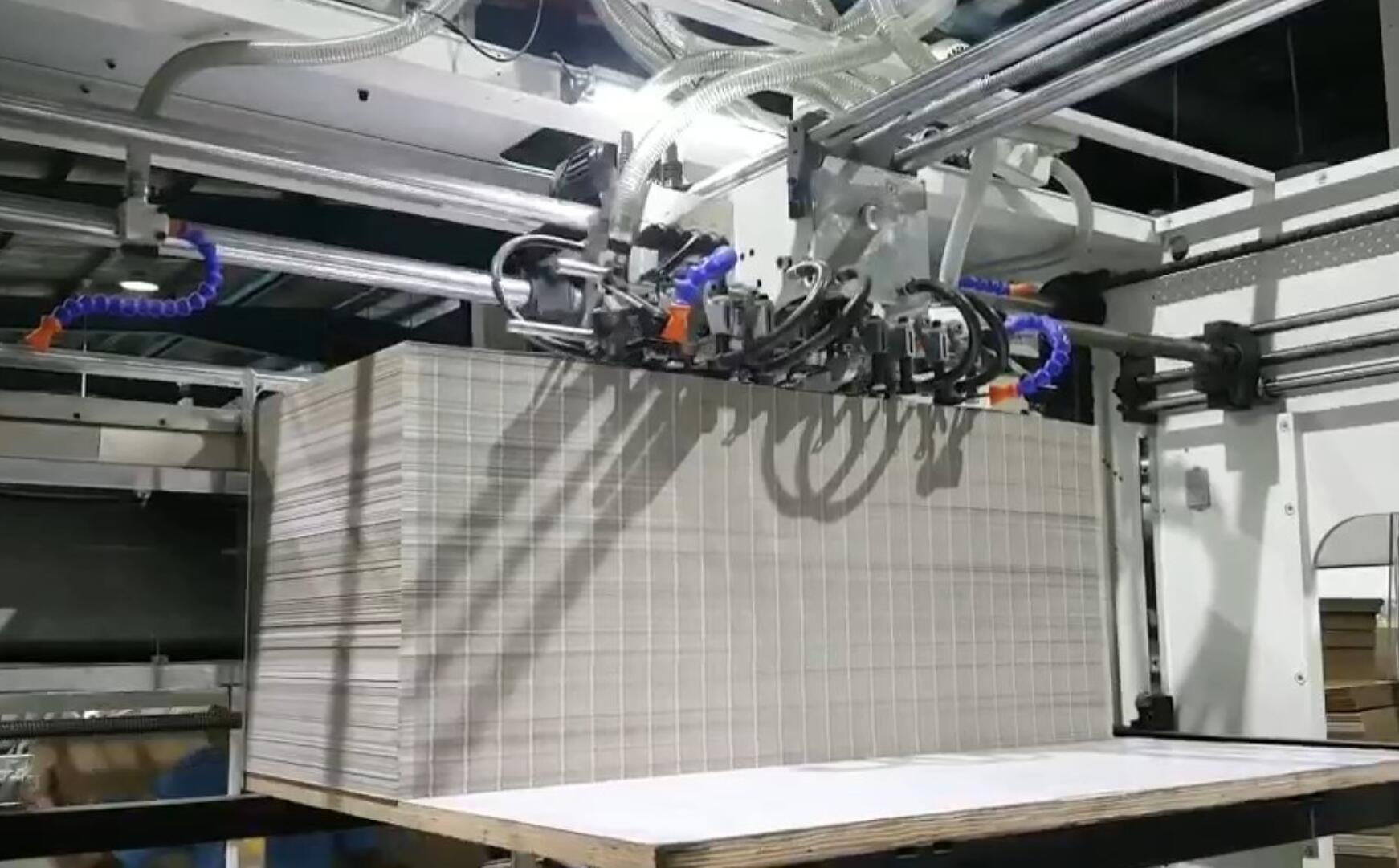 Automatic Flute Laminator