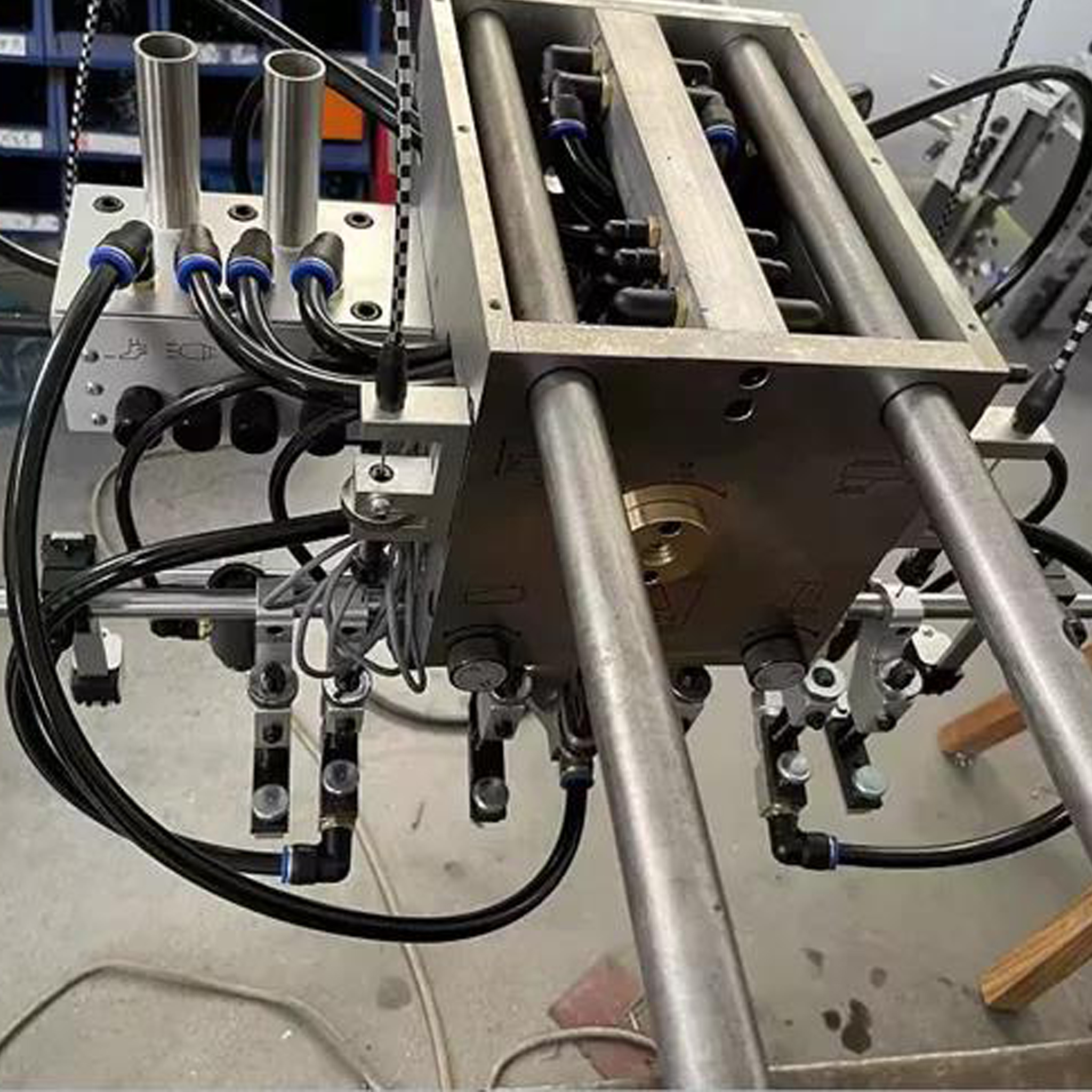 Feeder Head for Flute lamiantor machine Flatbed Diecutter Offset Printer-FENGCHENG