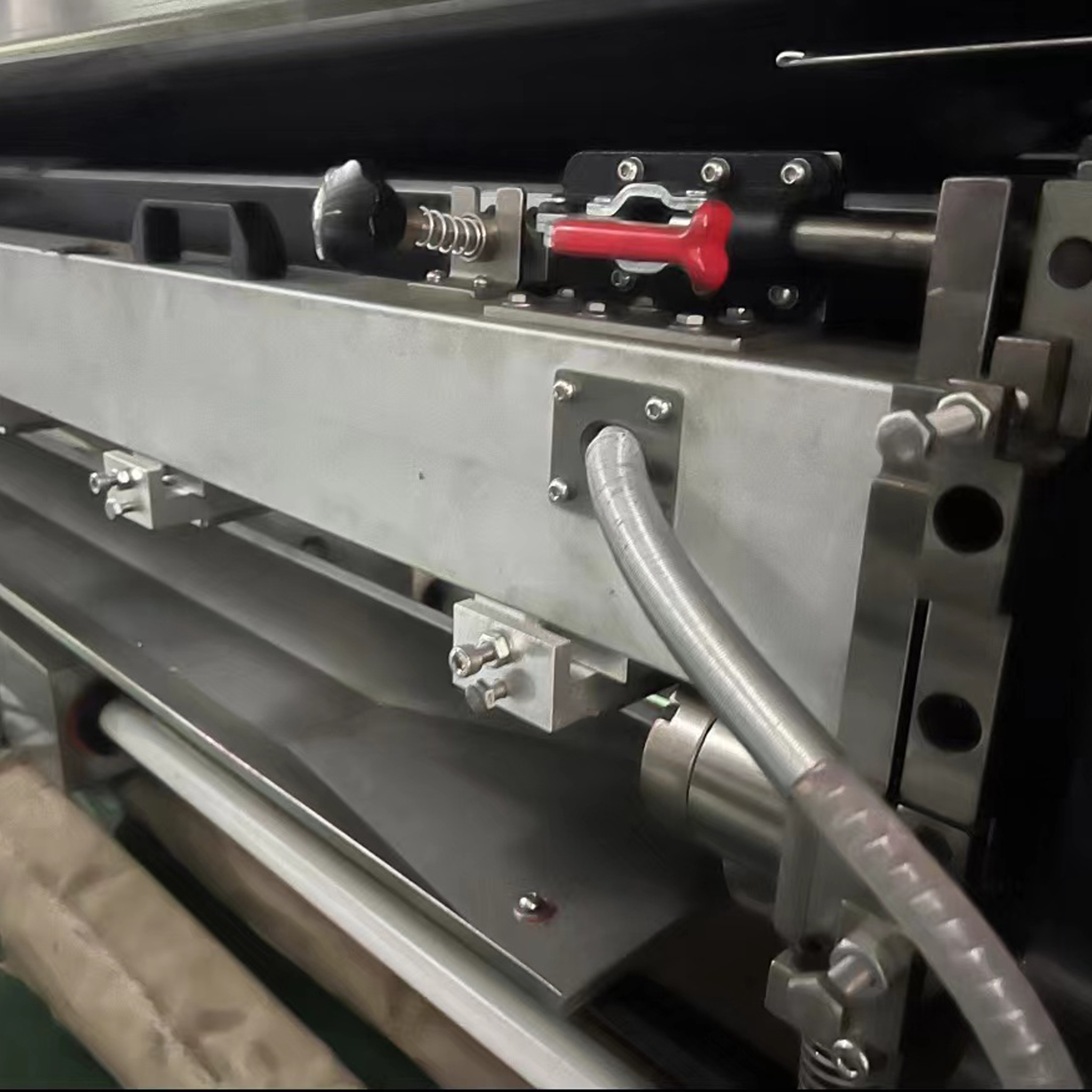 Doctor Blade System Convenient Adjustment Excellent Resistance Smoothness Carton Printing Machine-FENGCHENG