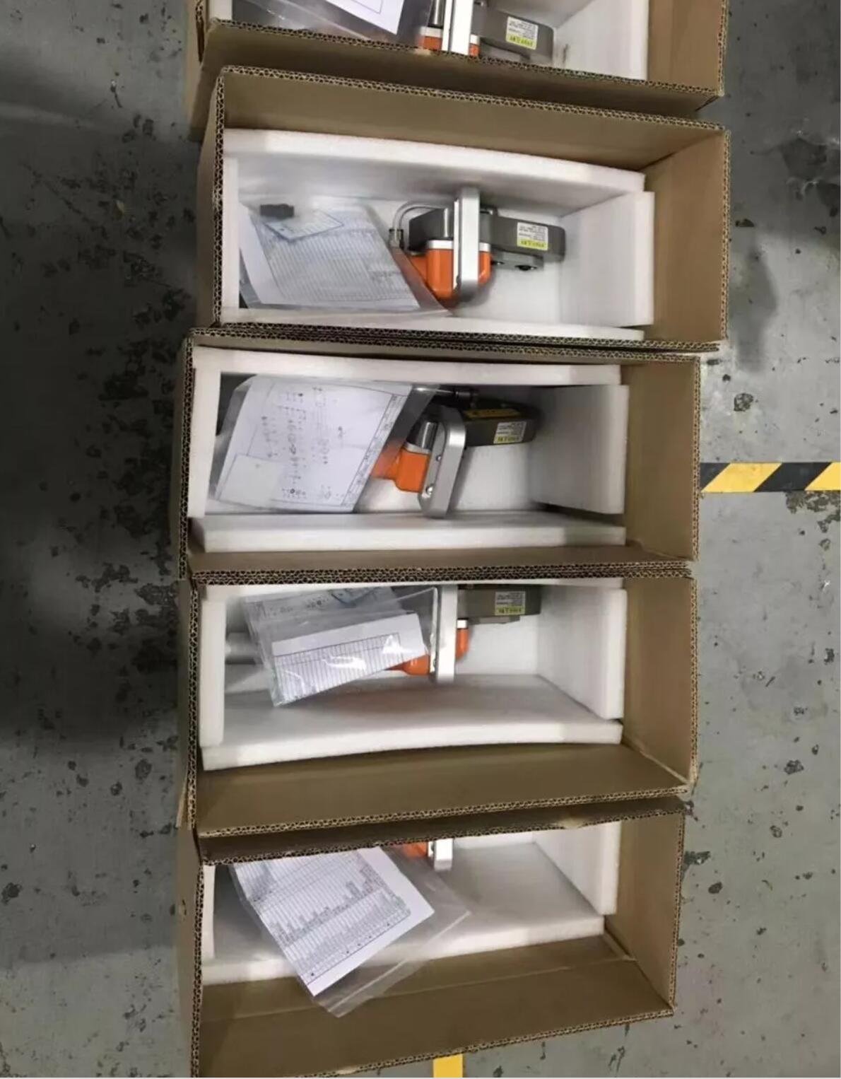 Pneumatic corrugated carton waste cleaner cardboard stripper machine paper waste remover die cutting waste stripper tool-FENGCHENG