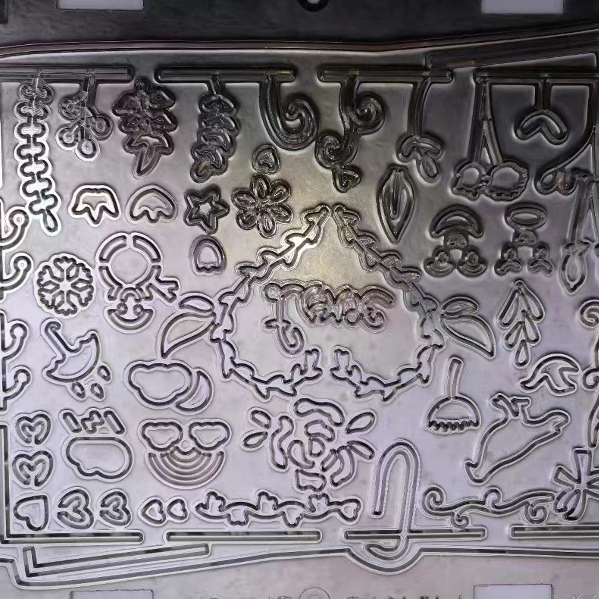 Pinnacle Dies-FENGCHENG