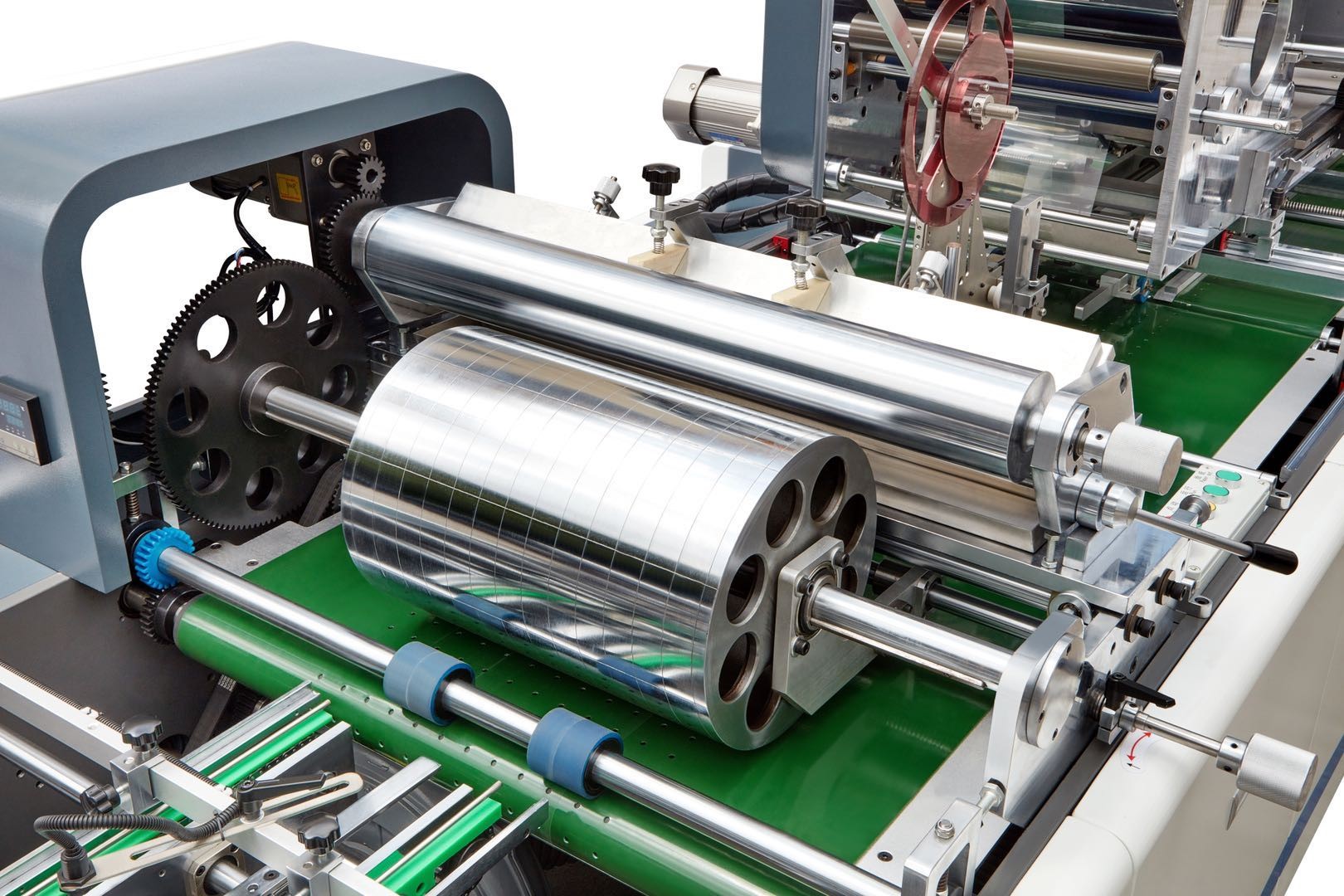 AutomaticCornerCuttingandLinePressingWindowPatchingMachine 