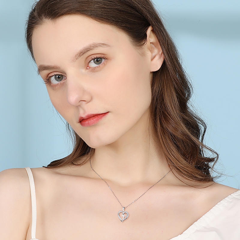 925 Sterling Silver Cross Pendant Necklace-BUNNYKACHU