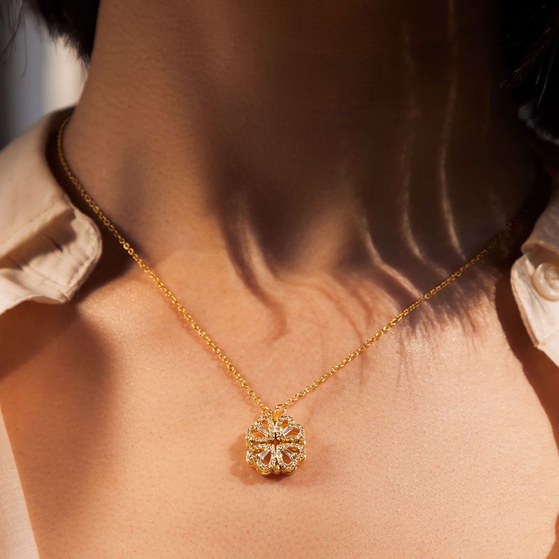 Clover Heart Necklace-BUNNYKACHU