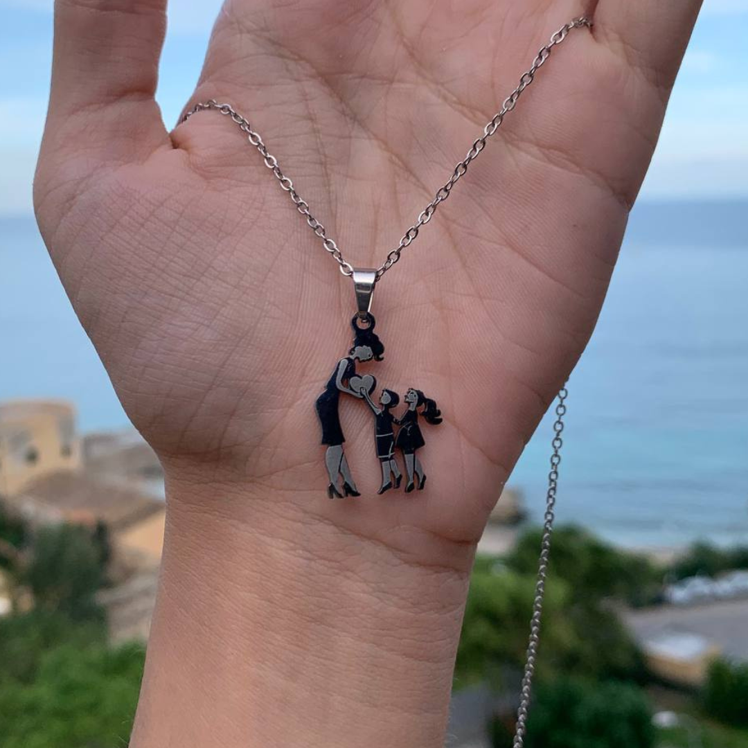 "Mom & kids" necklace-BUNNYKACHU