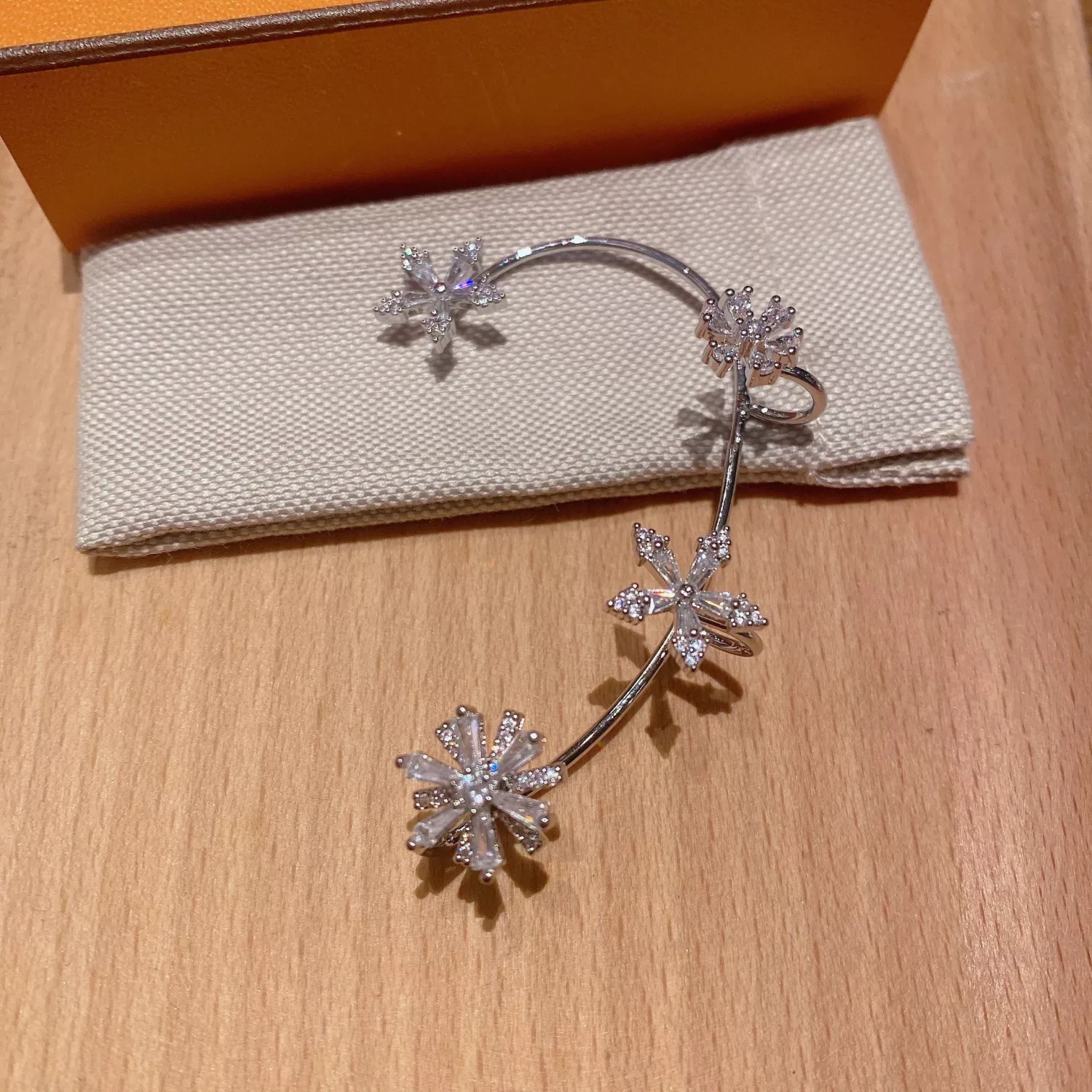 Latest Hot sale ❤️Swirling Flower Earrings-BUNNYKACHU