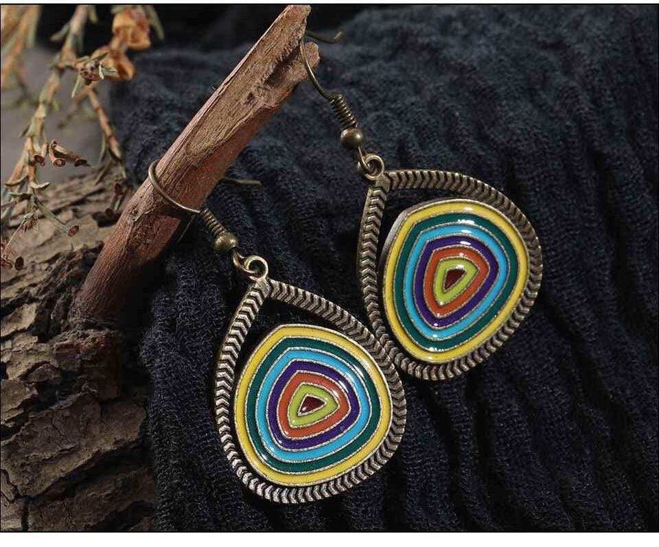 Multicolor Round Pendant Earrings-BUNNYKACHU