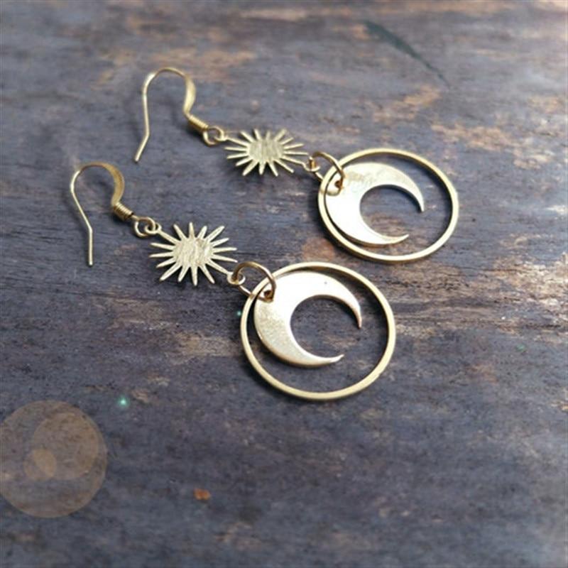 Neo-Gothic Moon Earrings-BUNNYKACHU