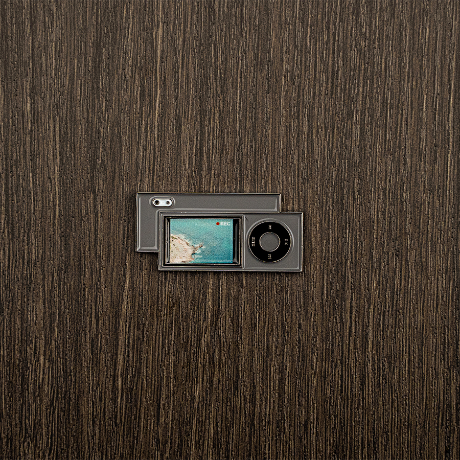 GRID® APPLE BADGE（Single Version）