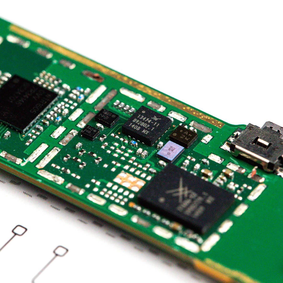 GRID® Nokia Lumia 520