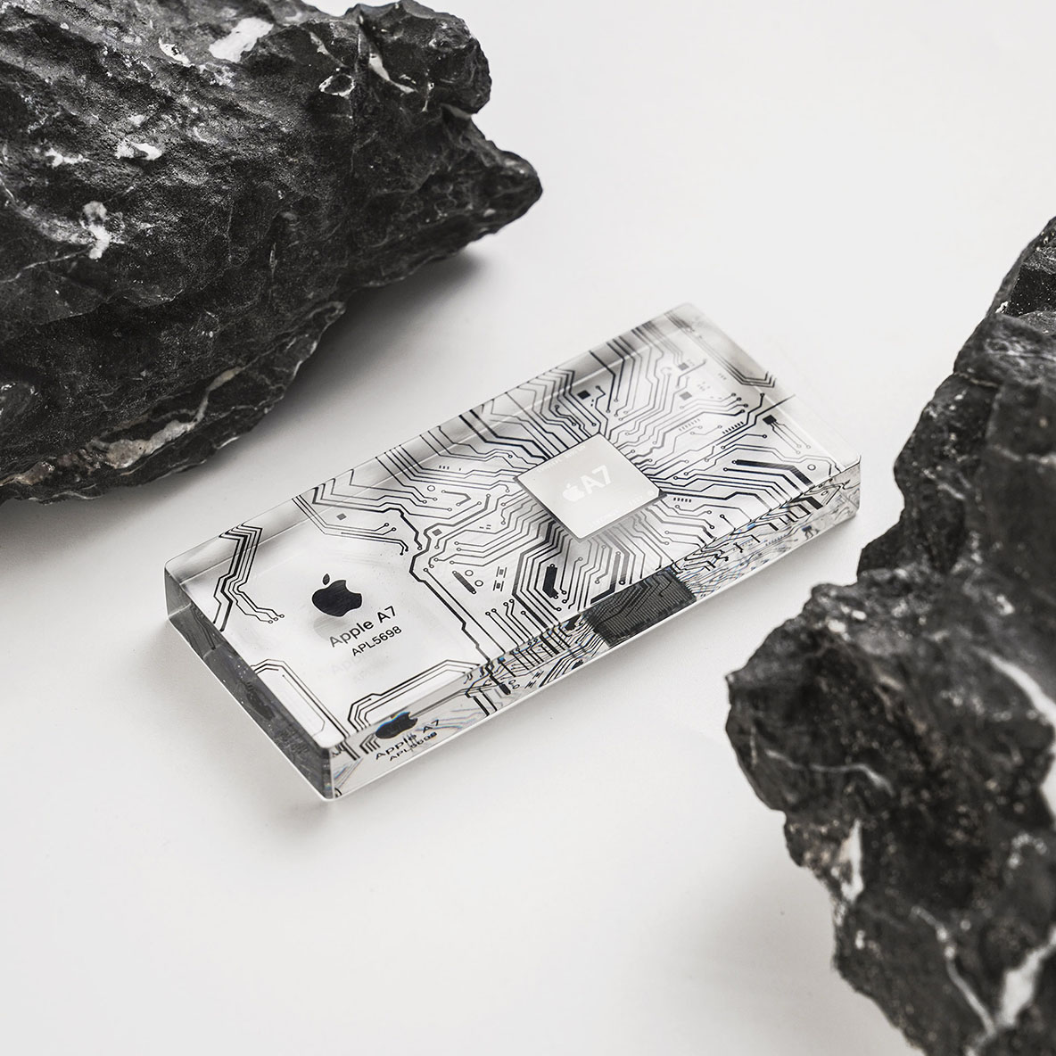 GRID® Apple A7 (APL5698)
