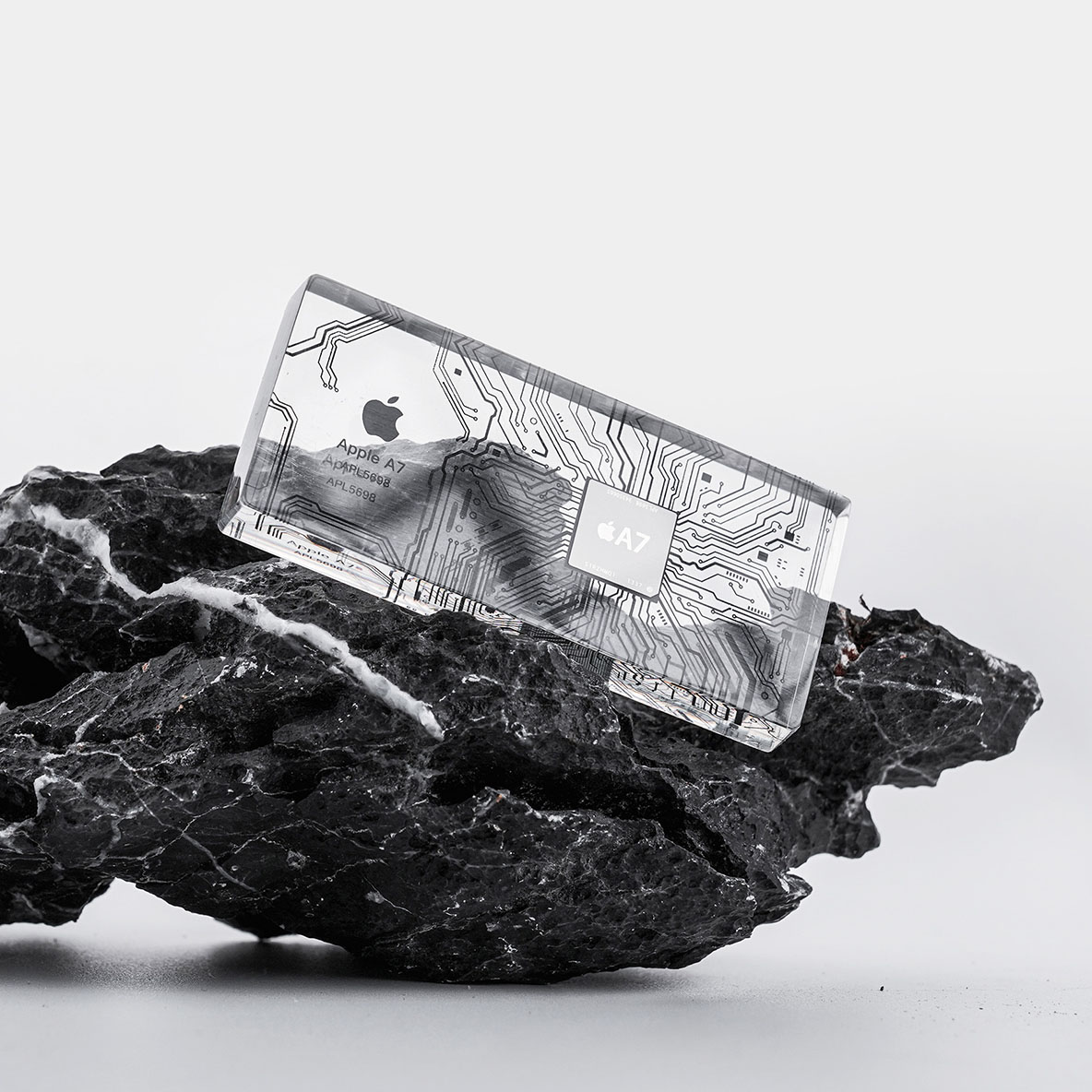 GRID® Apple A7 (APL5698)