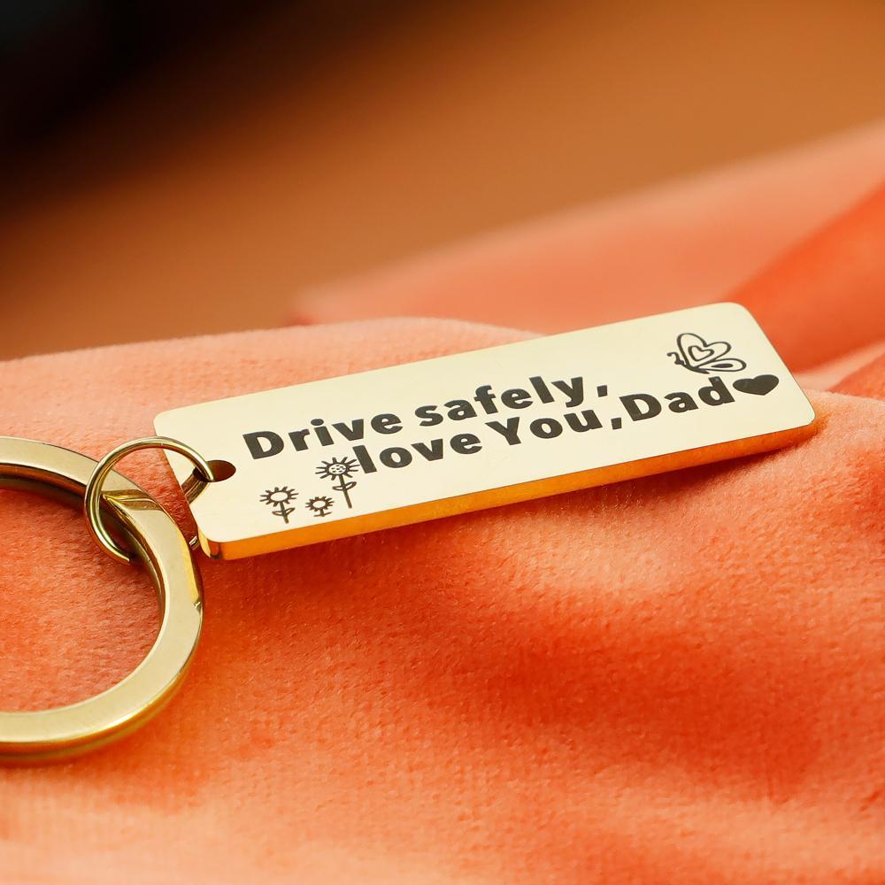 1 Charm - Father's Day Gift Personalized This Daddy Belongs to.. Keychain With Kids Charm