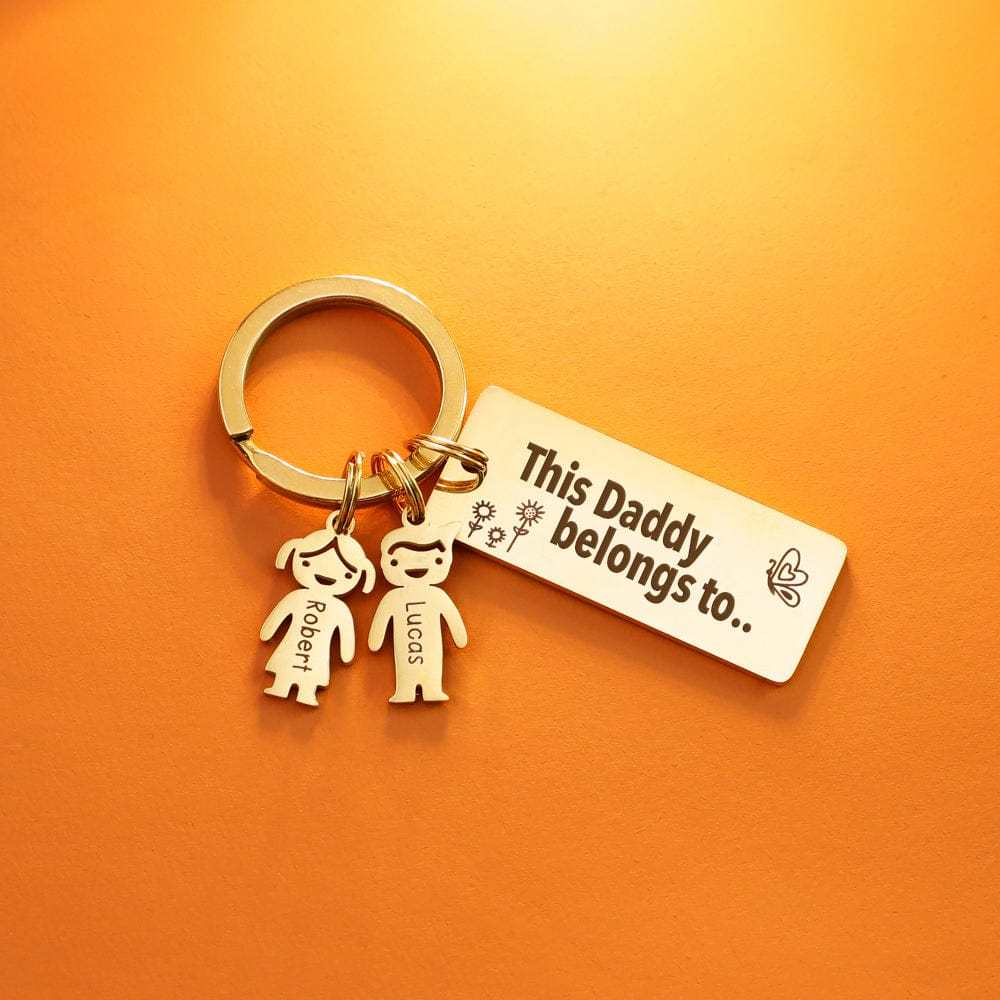 1 Charm - Father's Day Gift Personalized This Daddy Belongs to.. Keychain With Kids Charm