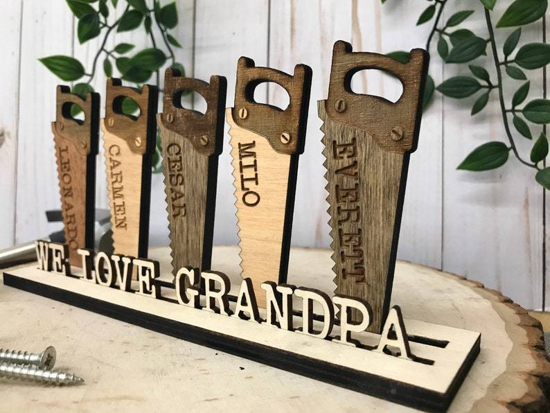 Father's Day Saw Standee- customized with the names of your family, perfect gift for dads