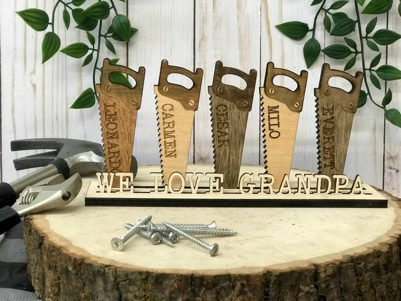 Father's Day Saw Standee- customized with the names of your family, perfect gift for dads