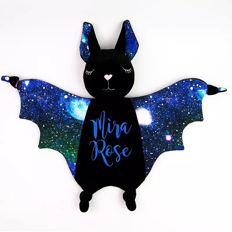 PRE-SALE,STOCK IN 20TH AUGUST.(LIMITED STOCK)PERSONALIZED HALLOWEEN BABY BAT SECURITY BLANKET