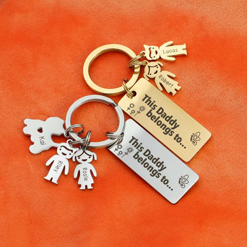 1 Charm - Father's Day Gift Personalized This Daddy Belongs to.. Keychain With Kids Charm