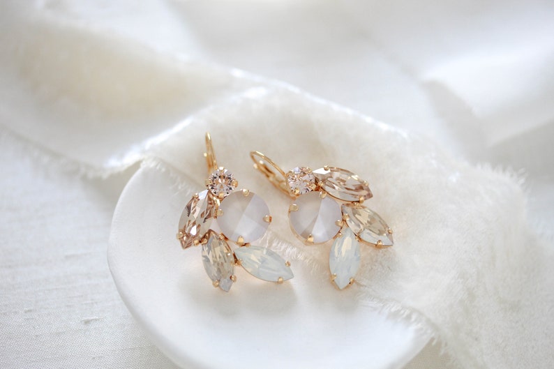 💒💒Crystal Bridal earrings, Bridal jewelry, Gold Wedding earrings for Bride, White opal crystal earrings, Wedding jewelry for Bride
