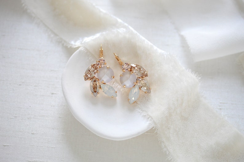 💒💒Crystal Bridal earrings, Bridal jewelry, Gold Wedding earrings for Bride, White opal crystal earrings, Wedding jewelry for Bride