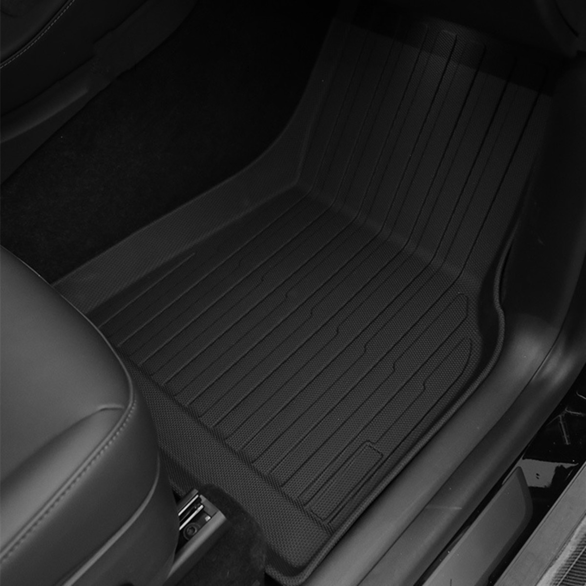 Lychee Pattern TPE Foot Mats for Tesla Model Y - Left rudder