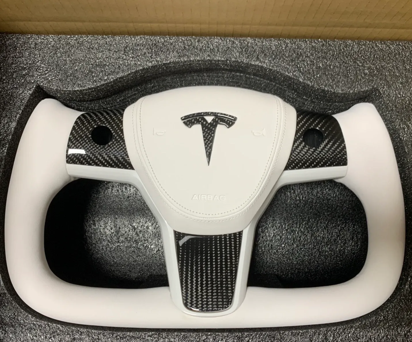 Yoke Steering Wheel for Tesla Model 3 / Y (2017-2023)