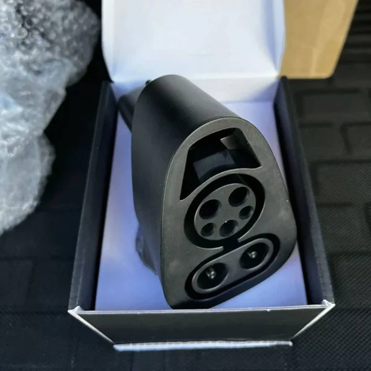 Lectron CCS1 To Tesla Charging Adapter (Balck)