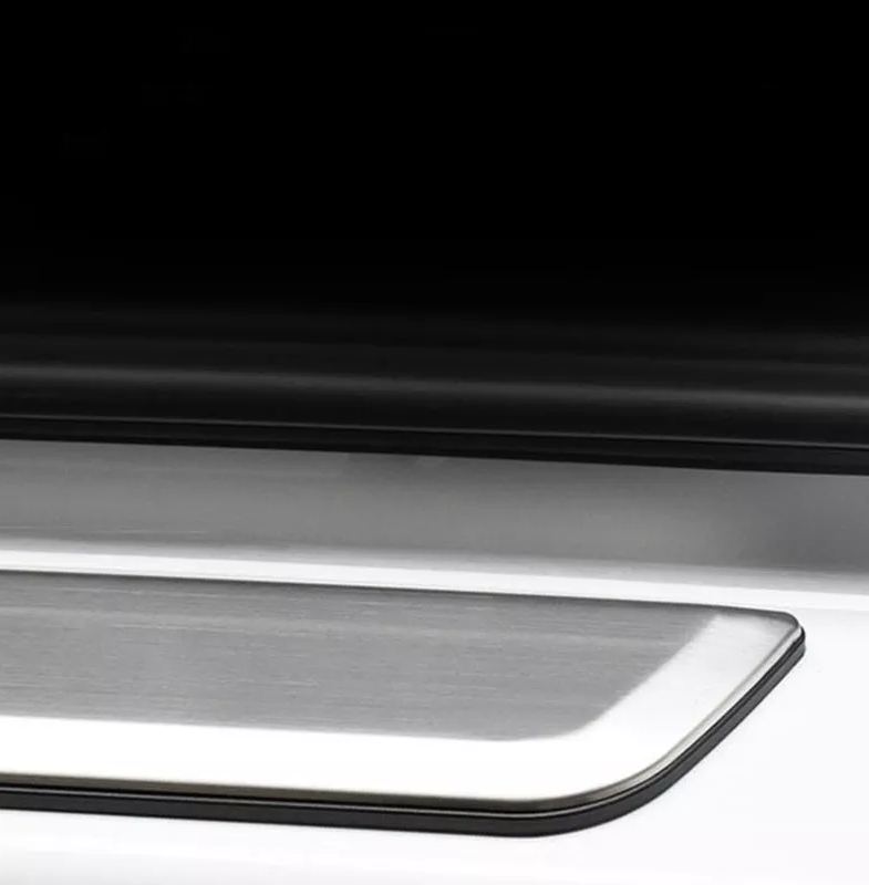 Illuminated Door Sills for Tesla Model 3/Y