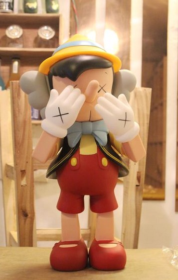 Hot-Selling 45cm 2.2KG The Originalfake KAWS Pinocchio Companion Two kinds of style for Original Box Companion Action Figure model decorations toys