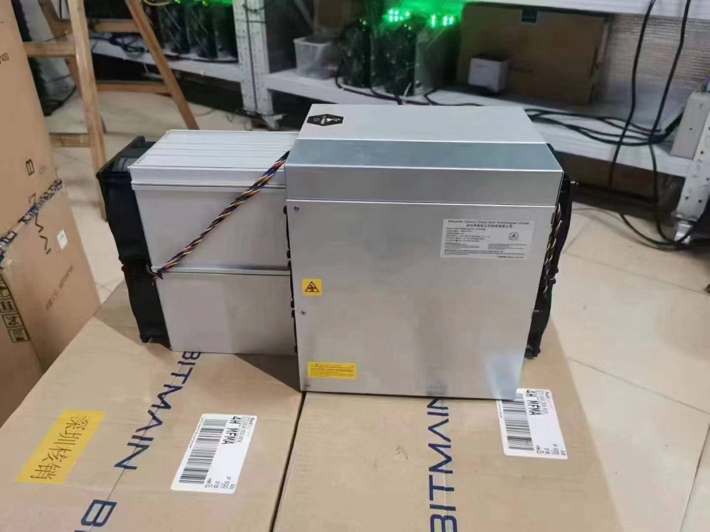 NEW Pre-order Antminer E9 (2.4Gh)  Bitmain mining EtHash algorithm with hashrate 2.4Gh/s with 1920W Power Supply