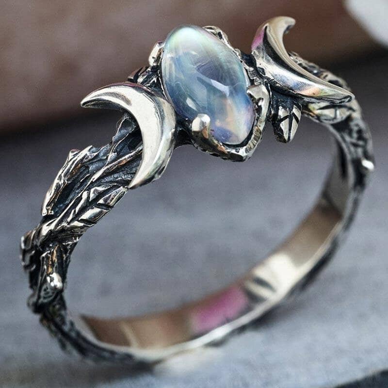 Stunning Elegant Moonstone Rings