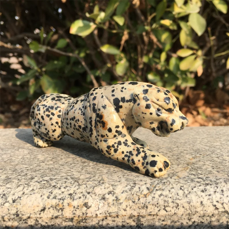 Hand Carving Natural Dalmatian Jasper Leopard