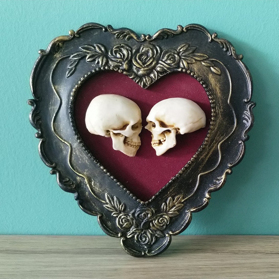 Miniature Realistic Human Skull With Heart-shaped Frame