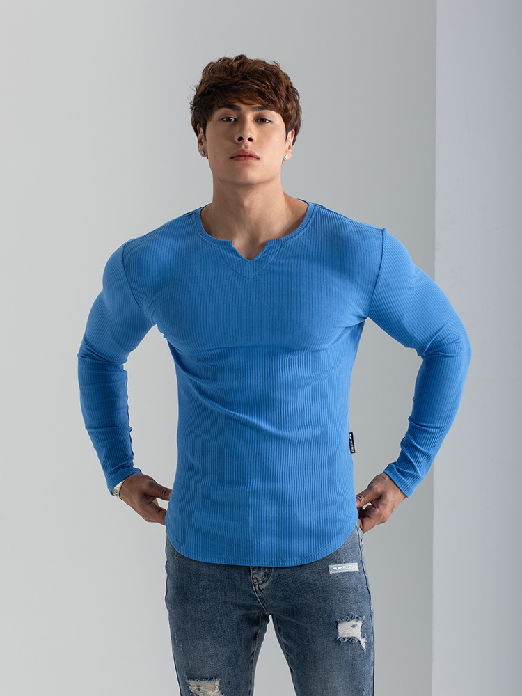 V-neck Long-sleeved Sports T-shirt